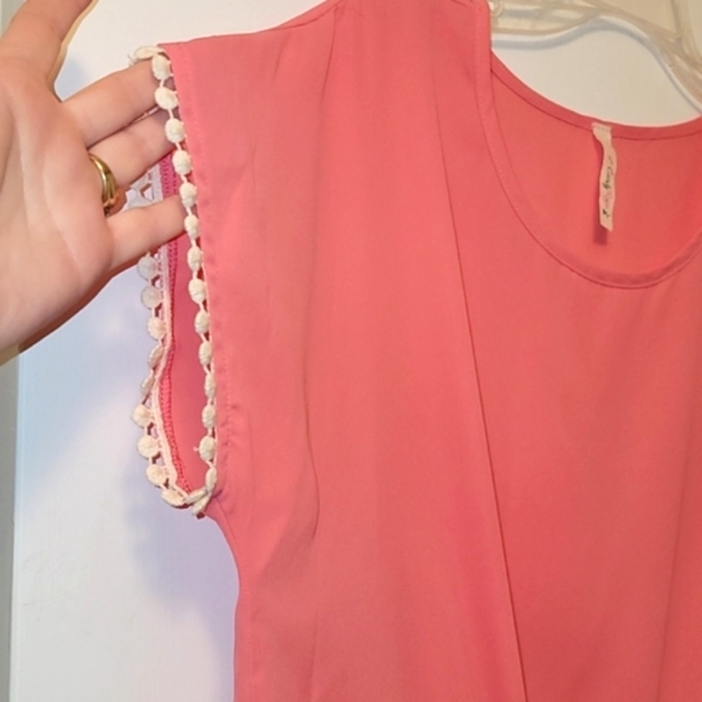 Coral Short Sleeve w/front tie - Picture 2 of 6